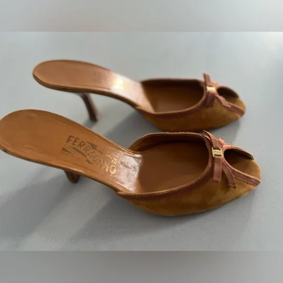 Salvatore Ferragamo Brown Suede Bow Kitten Heel Backless Sandals - Picture 9 of 12